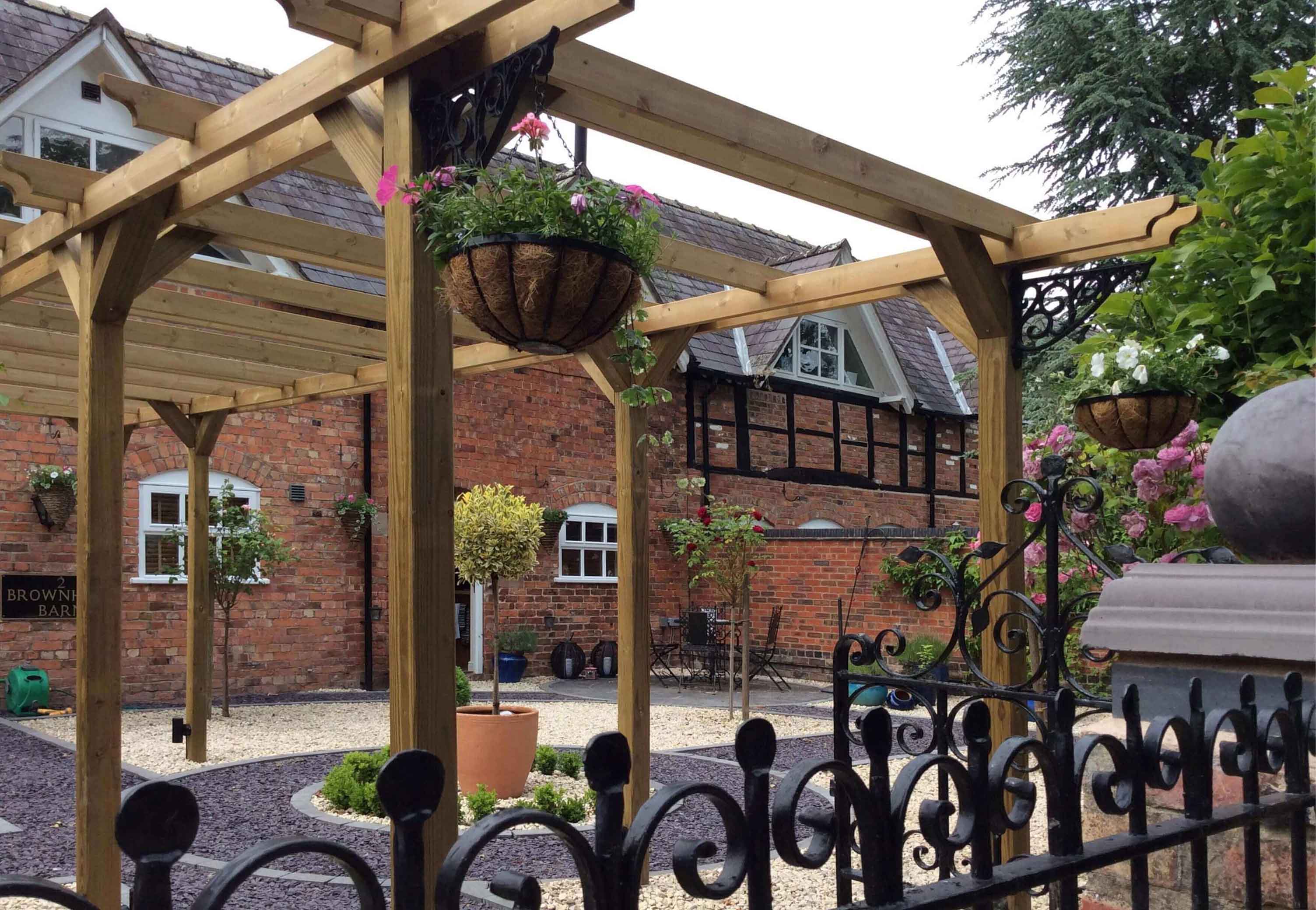 pergola hanging baskets